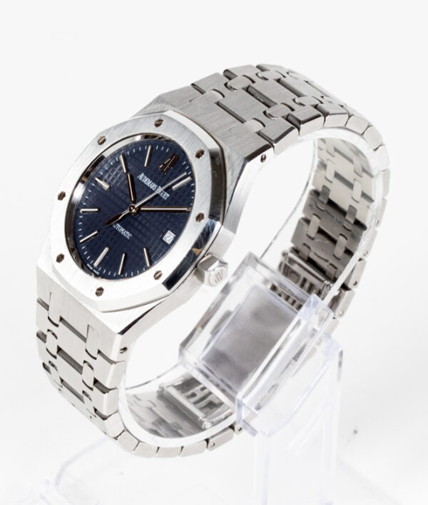 Audemars Piguet Royal Oak - Boutique Blue