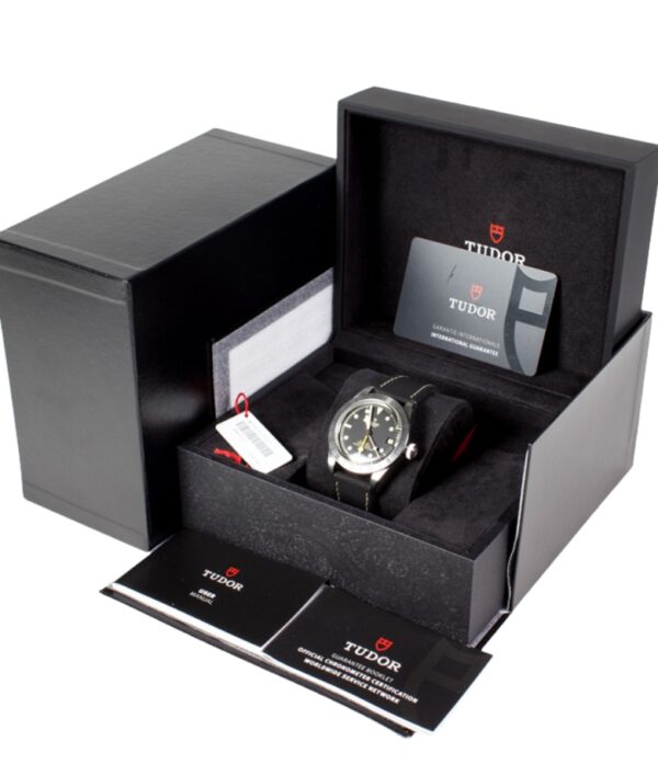 Tudor Black Bay Pro